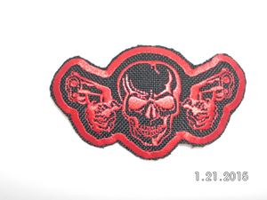 Picture of Skull 2 Guns Small 
